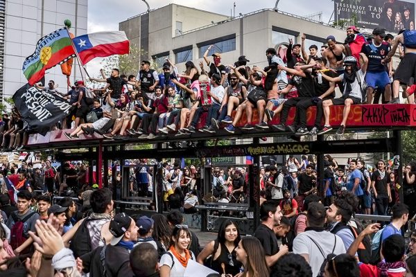 Chile del milagro al estallido social